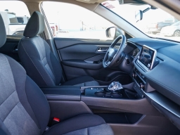 Nissan Rogue SV FWD 2026