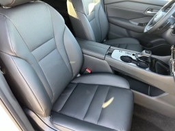 Nissan Rogue Dark Armor FWD 2026