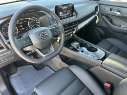 Nissan Rogue Dark Armor FWD 2026