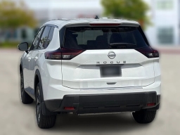 Nissan Rogue SV FWD 2026