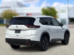 Nissan Rogue SV FWD 2026