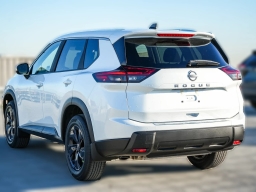 Nissan Rogue SV FWD 2026
