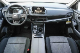 Nissan Rogue SV FWD 2026