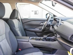 Nissan Rogue SV FWD 2026