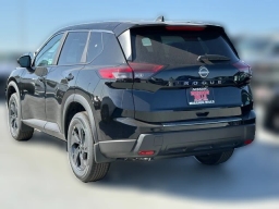 Nissan Rogue SV FWD 2026