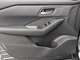 Nissan Rogue SV FWD 2026