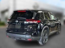 Nissan Rogue Dark Armor AWD 2026