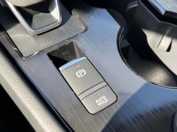 Nissan Rogue SV AWD 2026