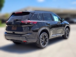 Nissan Rogue Dark Armor AWD 2026