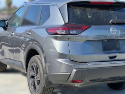 Nissan Rogue SV AWD 2026