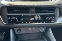 Nissan Rogue SV AWD 2026