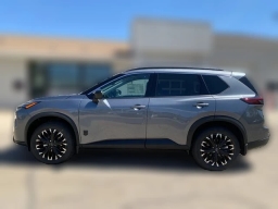 Nissan Rogue Dark Armor AWD 2026