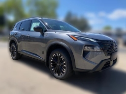 Nissan Rogue Dark Armor AWD 2026