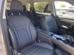 Nissan Rogue Dark Armor AWD 2026