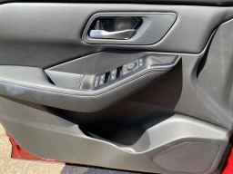 Nissan Rogue SV AWD 2026