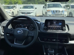 Nissan Rogue SV AWD 2026