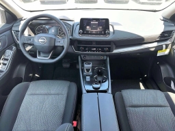 Nissan Rogue SV AWD 2026