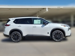 Nissan Rogue Dark Armor AWD 2026