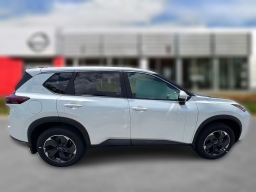 Nissan Rogue SV AWD 2026
