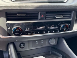Nissan Rogue SV AWD 2026