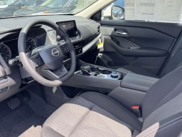 Nissan Rogue SV AWD 2026