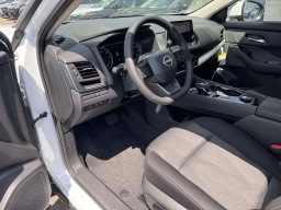 Nissan Rogue SV AWD 2026
