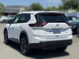 Nissan Rogue SV AWD 2026