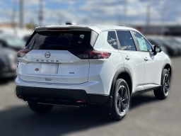 Nissan Rogue SV AWD 2026