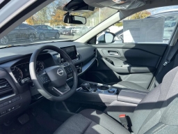Nissan Rogue SV AWD 2026