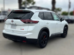 Nissan Rogue Rock Creek AWD 2026