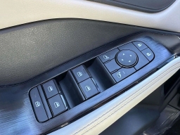 Nissan Rogue Dark Armor AWD 2026
