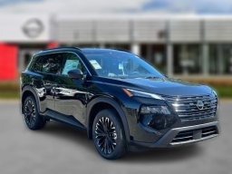 Nissan Rogue Dark Armor AWD 2026