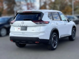 Nissan Rogue SV AWD 2026