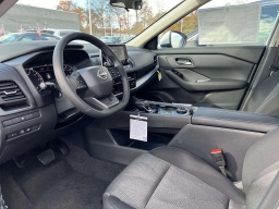 Nissan Rogue SV AWD 2026