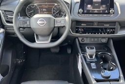 Nissan Rogue SV AWD 2026