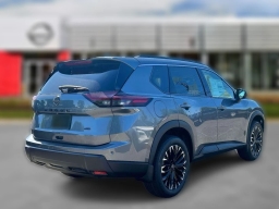 Nissan Rogue Dark Armor AWD 2026
