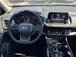 Nissan Rogue SV AWD 2026