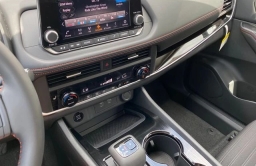 Nissan Rogue Rock Creek AWD 2026