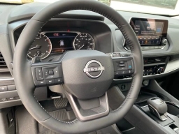 Nissan Rogue SV AWD 2026