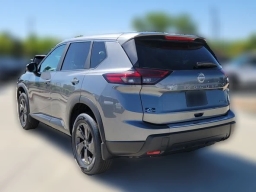 Nissan Rogue SV AWD 2026
