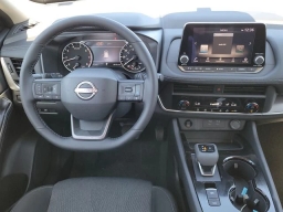 Nissan Rogue SV AWD 2026