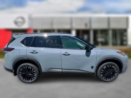 Nissan Rogue Dark Armor AWD 2026