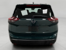 Nissan Rogue Dark Armor AWD 2026