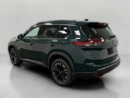 Nissan Rogue Dark Armor AWD 2026