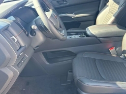 Nissan Pathfinder Rock Creek 4WD 2026