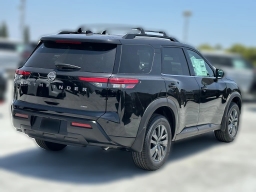 Nissan Pathfinder SV 4WD 2026