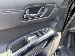 Nissan Pathfinder SV 4WD 2026