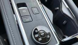 Nissan Pathfinder SV 4WD 2026