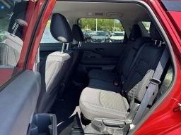 Nissan Pathfinder SV 4WD 2026