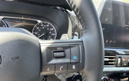 Nissan Pathfinder SV 4WD 2026